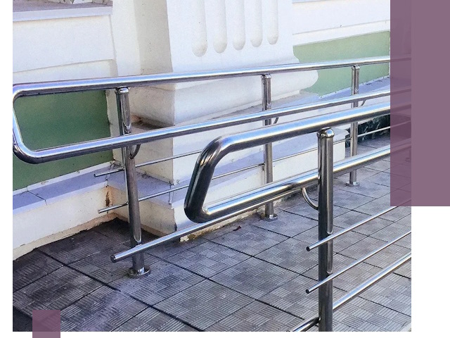 Ограждения пандусов из металла и нержавейки в Благовещенске